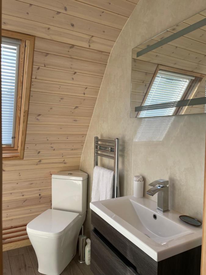 Hotel Squirrel Glamping Pod School House Farm Leighton  Exteriér fotografie
