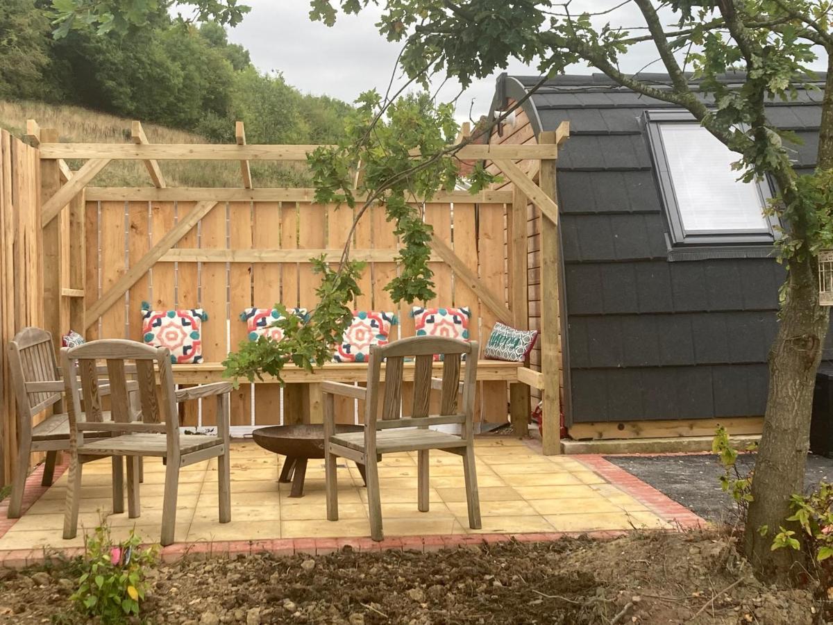 Hotel Squirrel Glamping Pod School House Farm Leighton  Exteriér fotografie