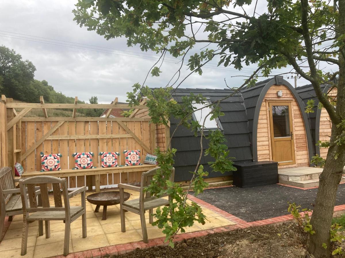 Hotel Squirrel Glamping Pod School House Farm Leighton  Exteriér fotografie